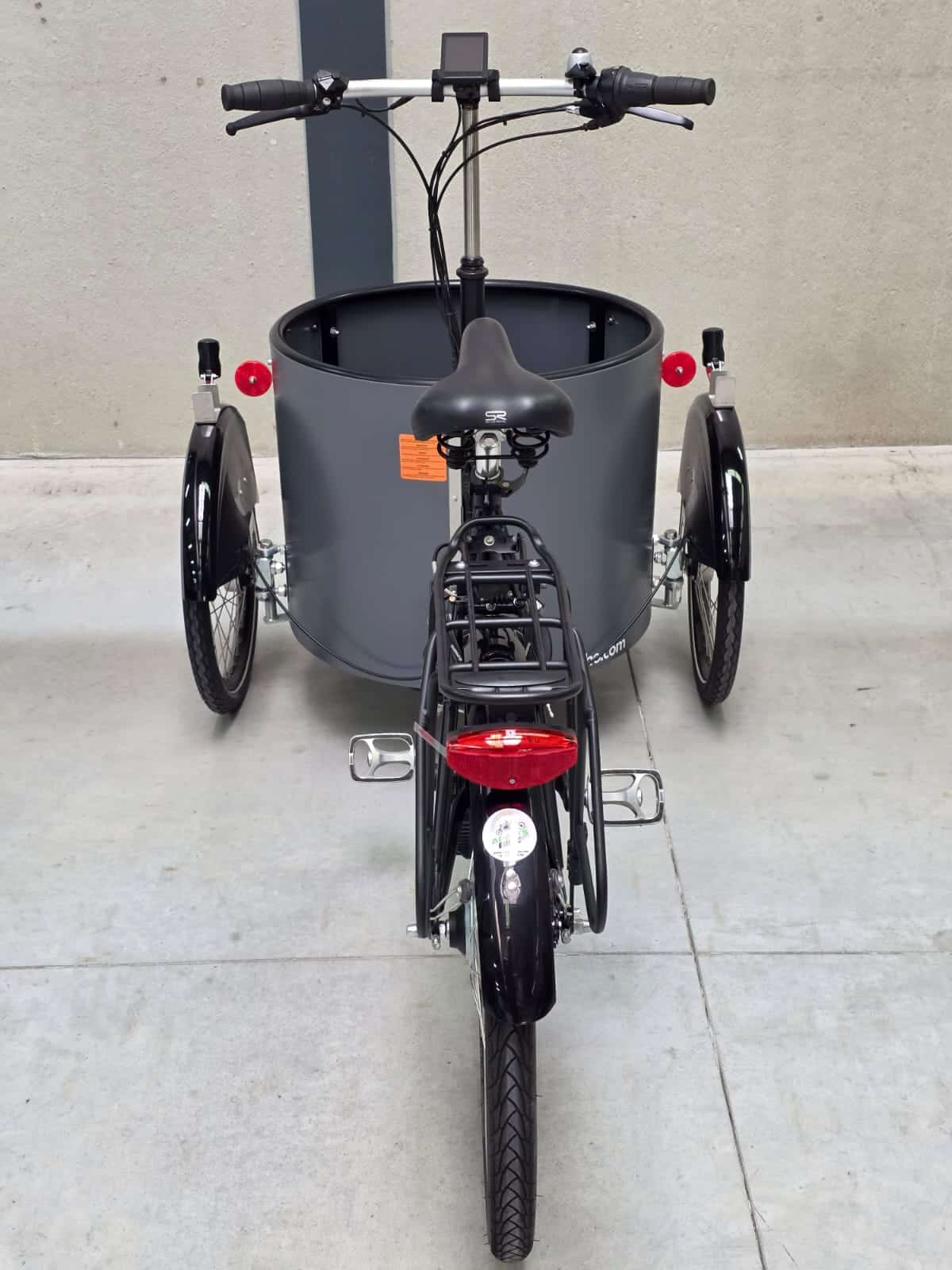Nihola Low Compact: De Ideale Oplossing voor Stabiel en Comfortabel Bakfiets - Afbeelding 4